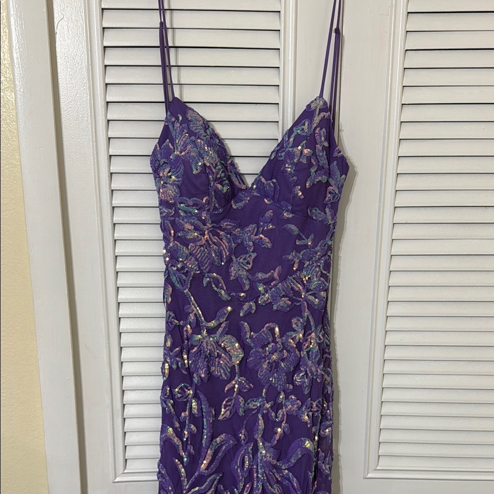 Strapless Purple Dress with Elegant Design